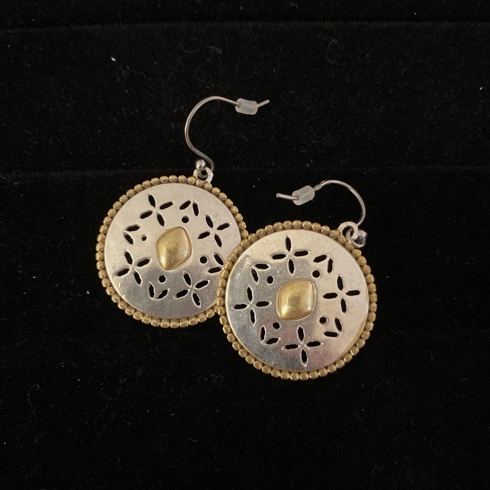 Dangle earrings